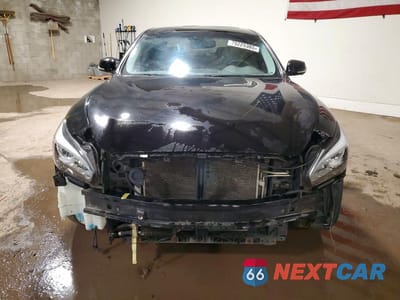 Piąte zdjęcie samochodu w środku: 2016 INFINITI Q70 3.7 VIN:JN1BY1AR5GM271100 - miniatura