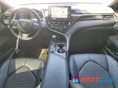 Zdjęcie 8 z 11 samochodu: 2022 TOYOTA CAMRY HYBRID SE VIN:4T1S31AK1NU578755 - miniatura