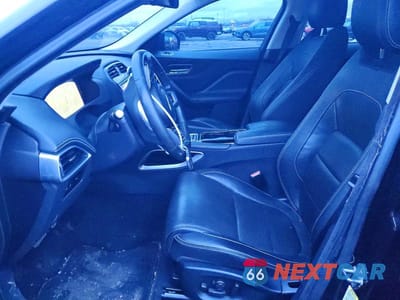 Zdjęcie 7 z 12 samochodu: 2017 JAGUAR F-PACE S VIN:SADCM2BV3HA056000 - miniatura