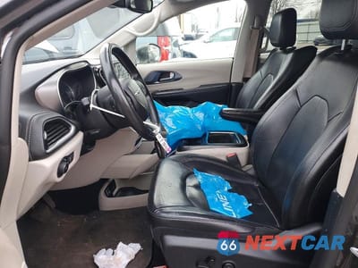 Zdjęcie 7 z 12 samochodu: 2022 CHRYSLER PACIFICA HYBRID TOURING L VIN:2C4RC1L76NR120976 - miniatura