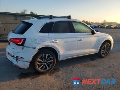 Trzecie zdjęcie samochodu z tyłu: 2023 AUDI Q5 PREMIUM PLUS 45 VIN:WA1EAAFY4P2075931 - miniatura