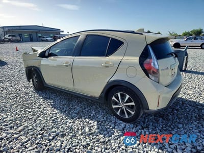 Drugie zdjęcie samochodu z przodu: 2018 TOYOTA PRIUS C TWO VIN:JTDKDTB38J1614361 - miniatura
