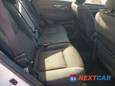 Zdjęcie 11 z 13 samochodu: 2018 NISSAN ROGUE S VIN:5N1AT2MT2JC711920 - miniatura