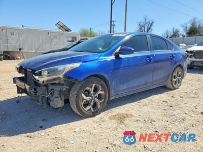 2020 KIA FORTE LXS 3KPF24AD2LE218238 - główne zdjęcie licytacji z USA - miniatura