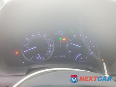 Zdjęcie 9 z 11 samochodu: 2014 LEXUS IS 350C BASE VIN:JTHFE2C23E2510440 - miniatura