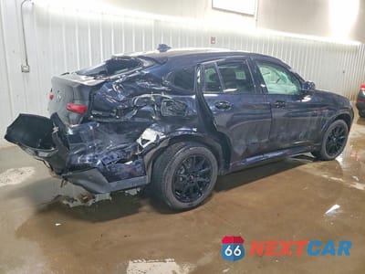 Trzecie zdjęcie samochodu z tyłu: 2021 BMW X4 XDRIVEM40I VIN:5UX2V5C04M9E46447 - miniatura