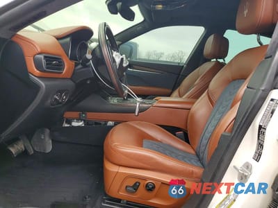 Zdjęcie 7 z 13 samochodu: 2020 MASERATI LEVANTE LUXURY VIN:ZN661XUL6LX349257 - miniatura