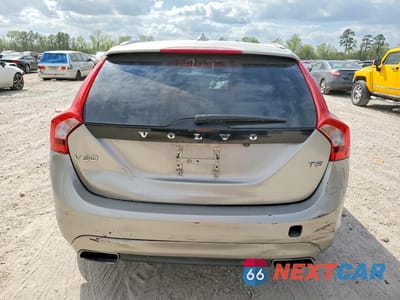 Zdjęcie 6 z 12 samochodu: 2016 VOLVO V60 T5 PLATINUM VIN:YV140MEM4G1304077 - miniatura