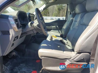 Zdjęcie 7 z 12 samochodu: 2023 FORD F150 VIN:1FTMF1CBXPKF45849 - miniatura