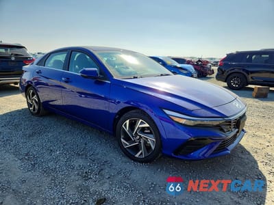 Czwarte zdjęcie samochodu z boku: 2024 HYUNDAI ELANTRA HYBRID LIMITED VIN:KMHLN4DJ6RU096002 - miniatura