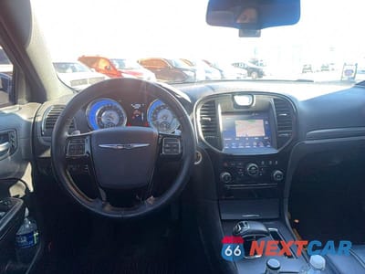 Zdjęcie 9 z 10 samochodu: 2014 CHRYSLER 300 S VIN:2C3CCABG6EH355167 - miniatura