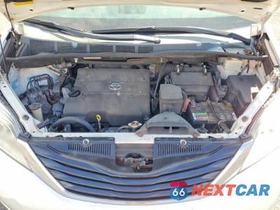 Zdjęcie 12 z 13 samochodu: 2014 TOYOTA SIENNA LE 8-PASSENGER VIN:5TDKK3DC7ES428449 - miniatura