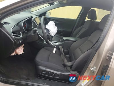 Zdjęcie 7 z 12 samochodu: 2022 CHEVROLET MALIBU LT VIN:1G1ZD5ST5NF194120 - miniatura