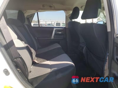 Zdjęcie 11 z 13 samochodu: 2016 TOYOTA 4RUNNER SR5 VIN:JTEBU5JR9G5396557 - miniatura