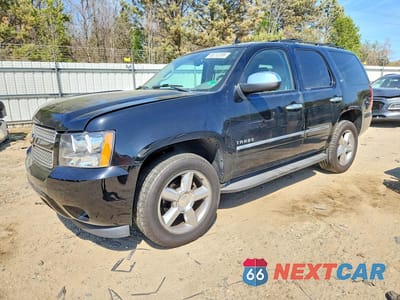 2011 CHEVROLET TAHOE K1500 LTZ 1GNSKCE02BR388707 - główne zdjęcie licytacji z USA - miniatura