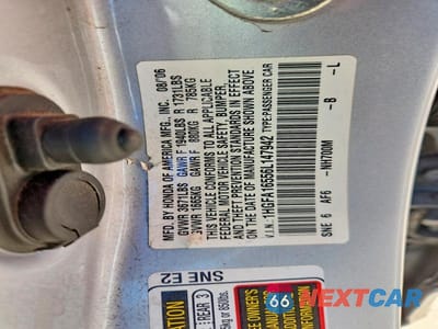 Zdjęcie 12 z 12 samochodu: 2006 HONDA CIVIC LX VIN:1HGFA16556L147942 - miniatura