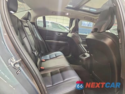 Zdjęcie 10 z 12 samochodu: 2020 VOLVO S60 T6 MOMENTUM VIN:7JRA22TK1LG043184 - miniatura