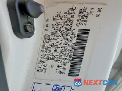 Zdjęcie 13 z 13 samochodu: 2004 TOYOTA SIENNA LE 7 PASSENGER VIN:5TDZA23C54S100166 - miniatura