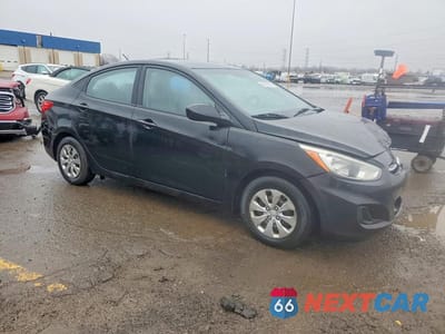 Czwarte zdjęcie samochodu z boku: 2015 HYUNDAI ACCENT GLS VIN:KMHCT4AE5FU853786 - miniatura