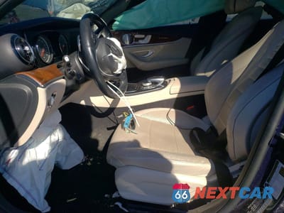 Zdjęcie 7 z 14 samochodu: 2018 MERCEDES-BENZ E 300 4MATIC VIN:WDDZF4KB3JA457897 - miniatura