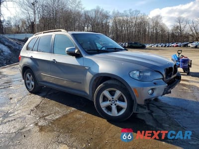 Czwarte zdjęcie samochodu z boku: 2008 BMW X5 3.0I VIN:5UXFE43578L002749 - miniatura