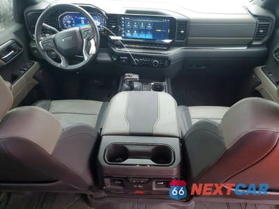 Zdjęcie 8 z 12 samochodu: 2023 CHEVROLET SILVERADO K1500 ZR2 VIN:3GCUDHEL3PG227504 - miniatura