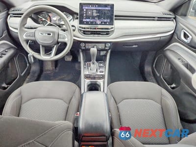 Zdjęcie 8 z 11 samochodu: 2023 JEEP COMPASS SPORT VIN:3C4NJDAN3PT511042 - miniatura