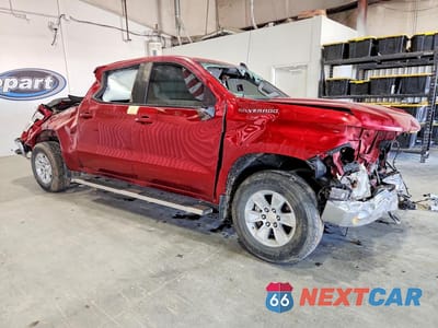 Czwarte zdjęcie samochodu z boku: 2024 CHEVROLET SILVERADO K1500 LT VIN:3GCPDDEK2RG235741 - miniatura