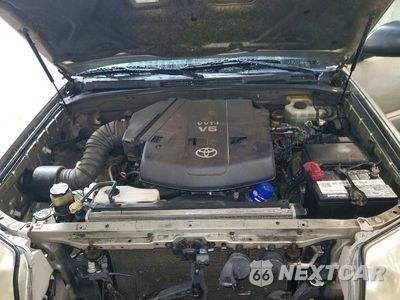 Zdjęcie 12 z 14 samochodu: 2004 TOYOTA 4RUNNER SR5 VIN:JTEBU14R248017039 - miniatura