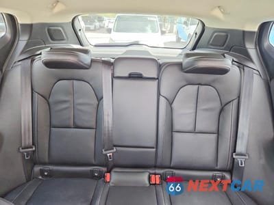 Zdjęcie 10 z 13 samochodu: 2022 VOLVO XC40 T5 MOMENTUM VIN:YV4162UK1N2760053 - miniatura