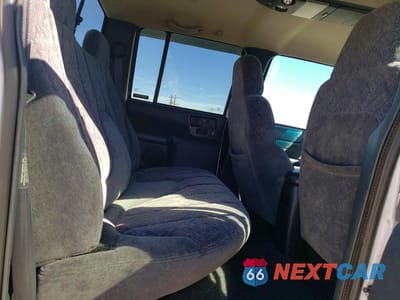 Zdjęcie 10 z 13 samochodu: 2001 CHEVROLET S TRUCK S10 VIN:1GCDT13W01K260323 - miniatura