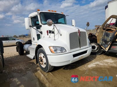 2016 KENWORTH CONSTRUCTION T370 2XKHAJ8X9GM497090 - główne zdjęcie licytacji z USA - miniatura