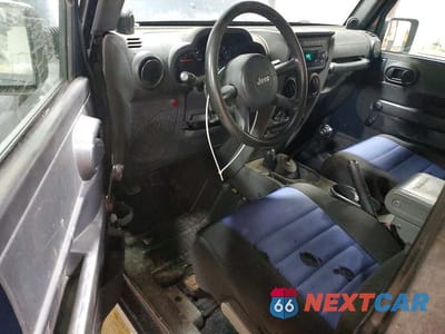 Zdjęcie 8 z 14 samochodu: 2007 JEEP WRANGLER X VIN:1J4FA241X7L136905 - miniatura