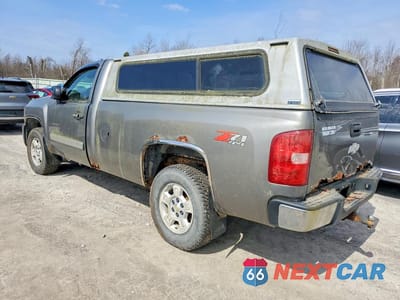 Drugie zdjęcie samochodu z przodu: 2007 CHEVROLET SILVERADO K1500 VIN:1GCEK14C27Z577919 - miniatura