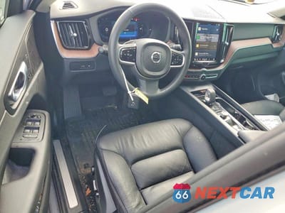 Zdjęcie 8 z 13 samochodu: 2024 VOLVO XC60 PLUS VIN:YV4H60DL8R1766827 - miniatura