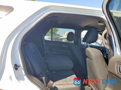 Zdjęcie 11 z 12 samochodu: 2014 FORD EXPLORER POLICE INTERCEPTOR VIN:1FM5K8AR6EGC60151 - miniatura