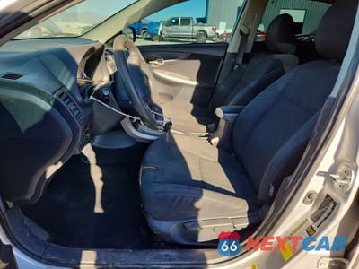 Zdjęcie 7 z 12 samochodu: 2012 TOYOTA COROLLA S VIN:2T1BU4EE7CC809711 - miniatura