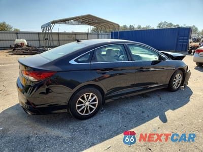 Trzecie zdjęcie samochodu z tyłu: 2019 HYUNDAI SONATA SE VIN:5NPE24AF6KH779128 - miniatura