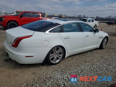 Trzecie zdjęcie samochodu z tyłu: 2015 JAGUAR XJL PORTFOLIO VIN:SAJWA2GZ5F8V80879 - miniatura