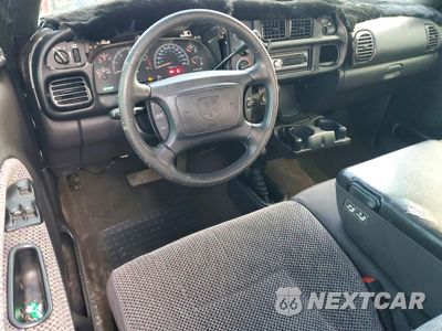 Zdjęcie 8 z 13 samochodu: 2001 DODGE RAM 1500 VIN:1B7HF13ZX1J542364 - miniatura