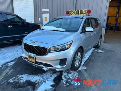 Drugie zdjęcie samochodu z przodu: 2017 KIA SEDONA L VIN:KNDMA5C14H6259678 - miniatura