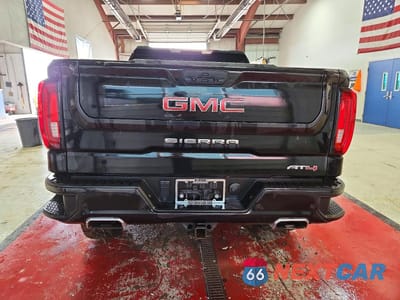 Zdjęcie 6 z 11 samochodu: 2022 GMC SIERRA K1500 AT4 VIN:1GTPUEEL4NZ551067 - miniatura