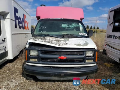 Piąte zdjęcie samochodu w środku: 2001 CHEVROLET EXPRESS CUTAWAY G3500 VIN:1GBHG31R911209993 - miniatura