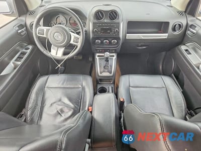 Zdjęcie 8 z 12 samochodu: 2015 JEEP COMPASS LATITUDE VIN:1C4NJDEBXFD291645 - miniatura