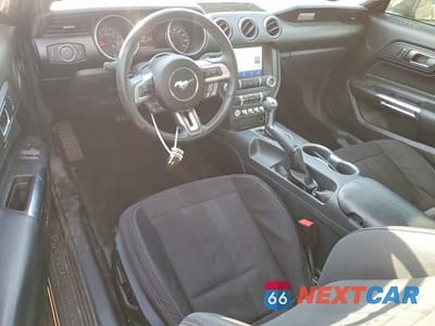 Zdjęcie 8 z 12 samochodu: 2021 FORD MUSTANG VIN:1FA6P8TH7M5156489 - miniatura