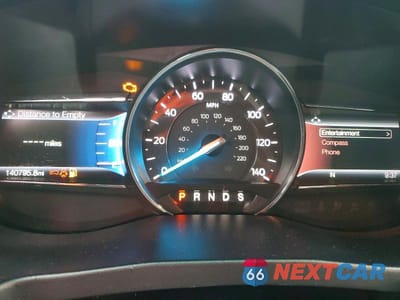 Zdjęcie 9 z 13 samochodu: 2019 FORD EXPLORER XLT VIN:1FM5K8D83KGB46641 - miniatura