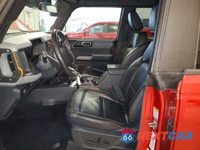 Zdjęcie 7 z 13 samochodu: 2022 FORD BRONCO BASE VIN:1FMEE5DP4NLB68415 - miniatura