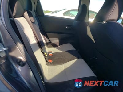 Zdjęcie 10 z 12 samochodu: 2014 TOYOTA YARIS 5-DOOR LE VIN:JTDKTUD35ED575254 - miniatura