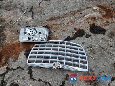 Zdjęcie 12 z 14 samochodu: 2006 CHRYSLER 300 TOURING VIN:2C3KA53G76H158159 - miniatura