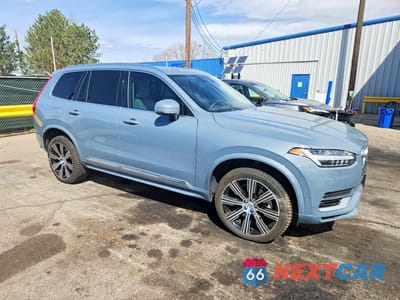 Czwarte zdjęcie samochodu z boku: 2020 VOLVO XC90 T8 INSCRIPTION VIN:YV4BR00L5L1589048 - miniatura